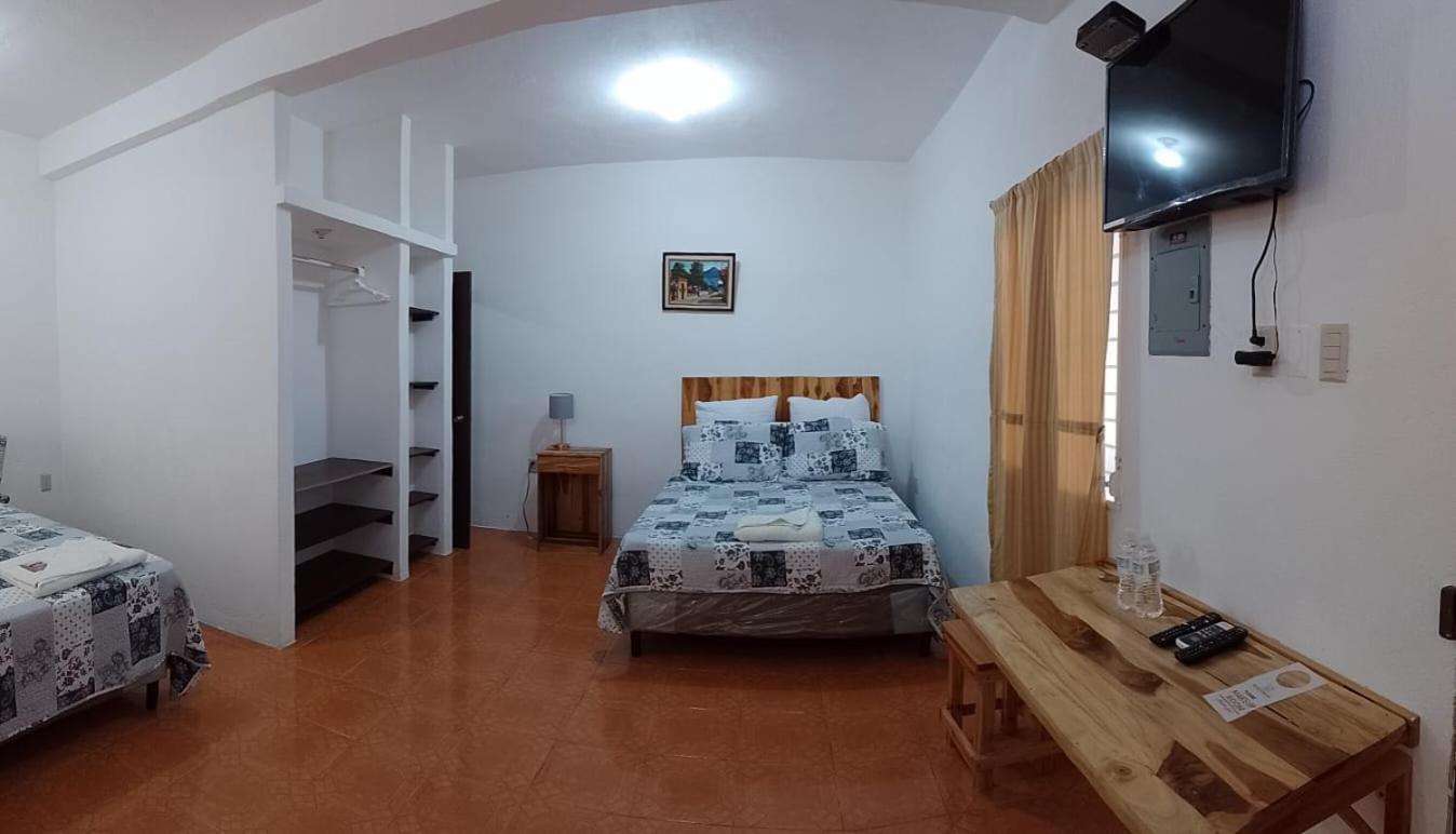 Apartamentos Mundo Maya Habitaciones Flores Eksteriør bilde