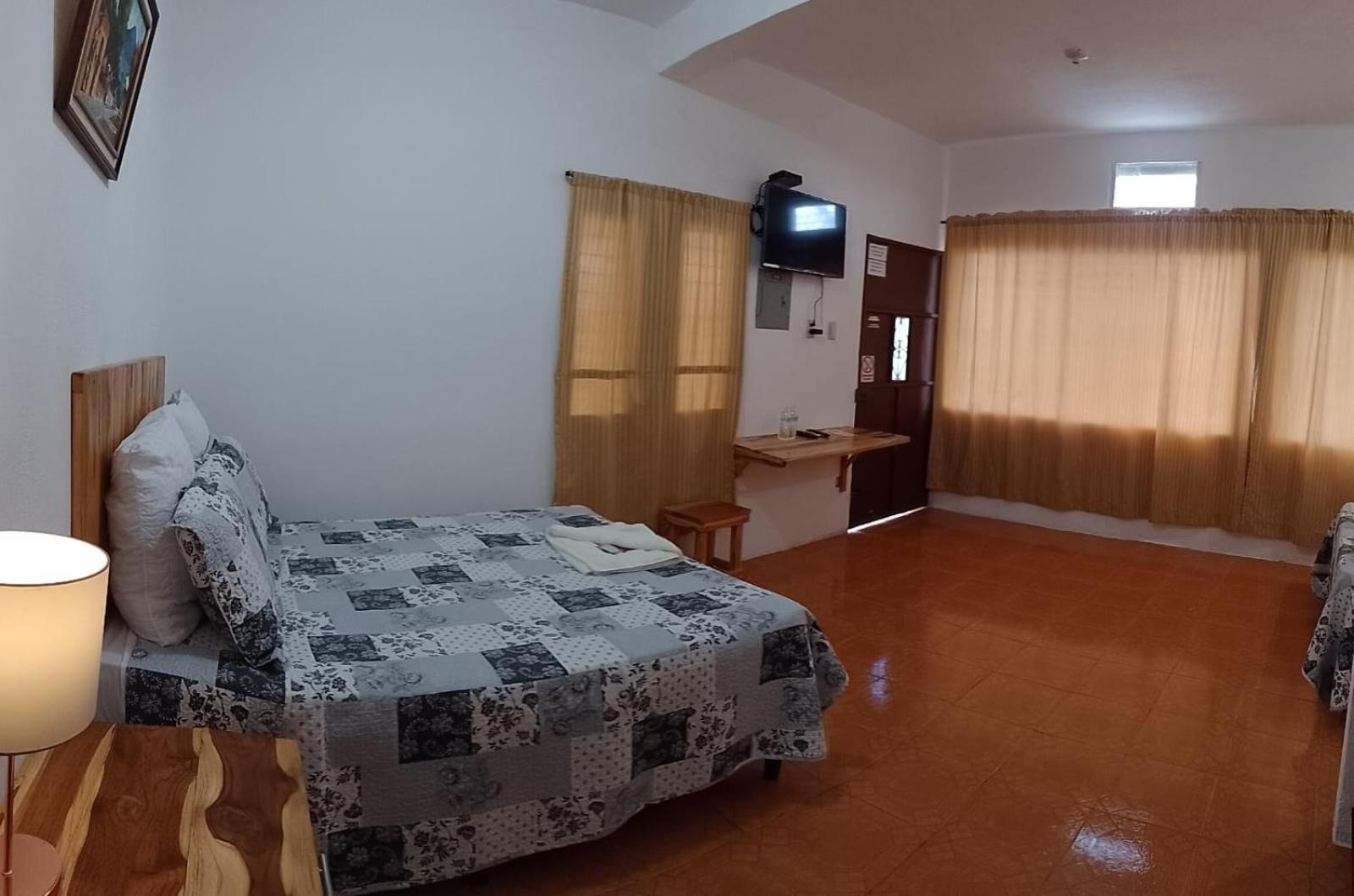 Apartamentos Mundo Maya Habitaciones Flores Eksteriør bilde